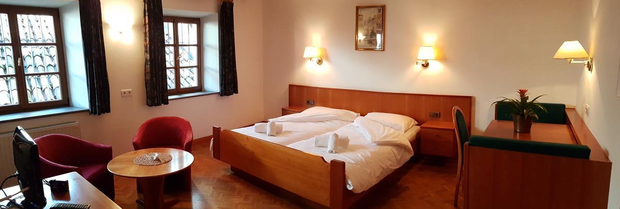Bed and Breakfast Weisses Roessl Appiano Sulla Strada Del Vino Exterior foto